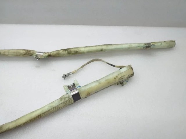 Шторка безопасности левая для BMW X5 Е70 2006-2013 на фотографиях