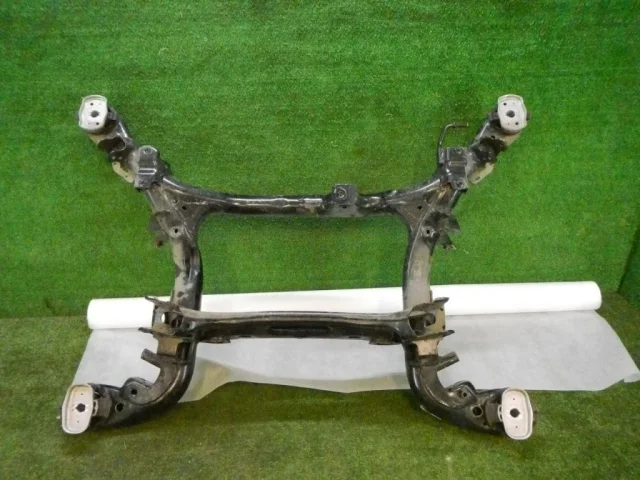 Задний стеклоочиститель для Audi Q7 4L 2005-2015 на фотографиях