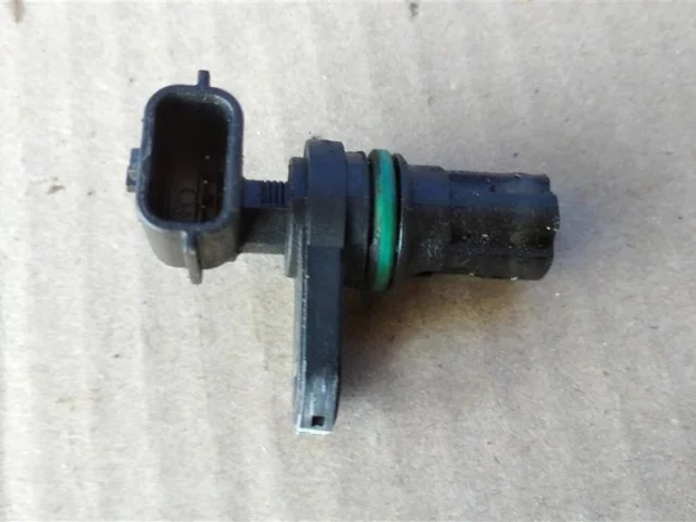 Датчик положения коленвала для Nissan X-Trail T30 RU 2001-2007 на фотографиях