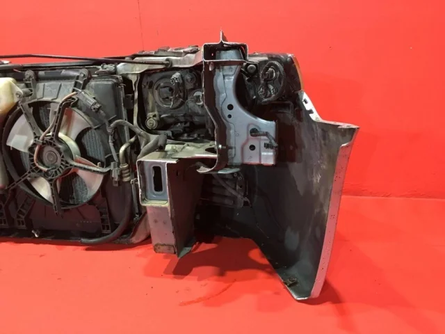 Решетка радиатора для Honda Accord 7 2002-2008 на фотографиях