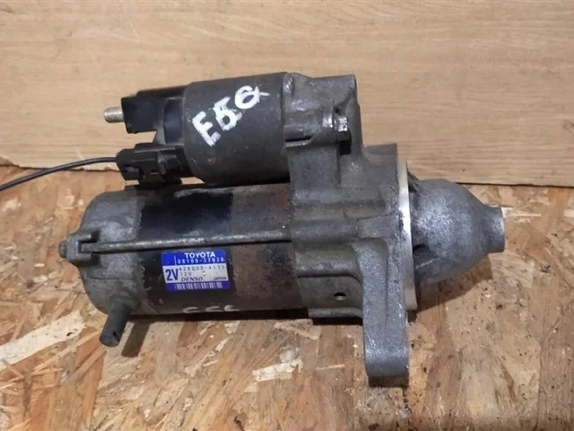 Стартер для Toyota Corolla E140/E150 Седан 2006-2013 на фотографиях