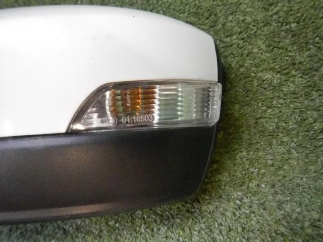 Зеркала для Skoda Rapid I rest NH3 2017-2020 на фотографиях