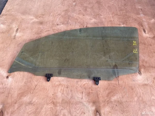 Стекло двери заднее правое для Nissan Qashqai J10 2006-2013 на фотографиях