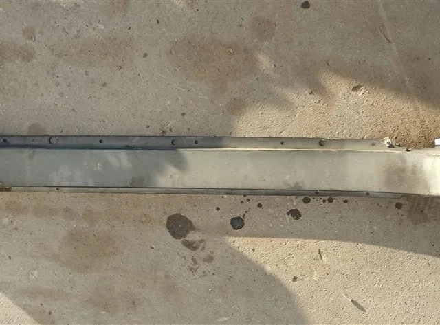 Усилитель переднего бампера для Opel Insignia Седан A 2008-2017 на фотографиях