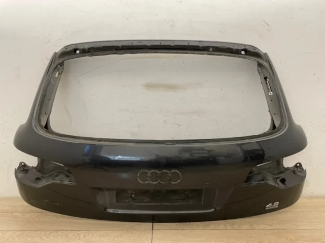 Крышка багажника для Audi Q7 4L 2005-2015 на фотографиях
