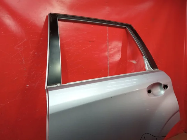 Дверь задняя левая для Subaru Forester SJ 2013-2016 на фотографиях