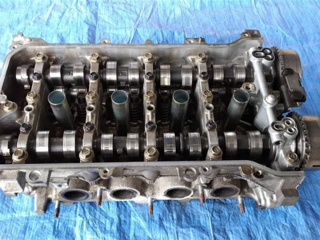 ГБЦ для Toyota RAV4 XA40 2013-2015 на фотографиях