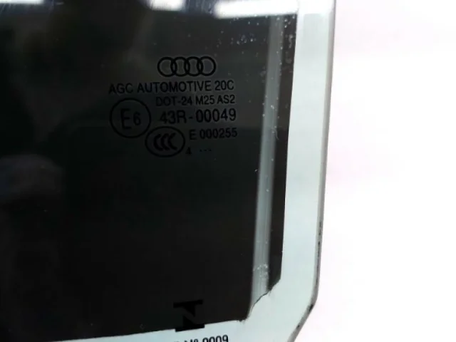 Стекло двери заднее левое для Audi Q7 4M 2015+ на фотографиях
