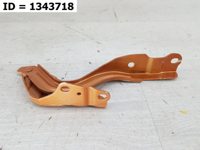 Петля капота левая для Hyundai Solaris 1 RB (2011-2013) на фотографиях