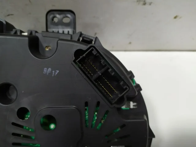 Приборная панель для Hyundai Solaris 1 RB (2011-2013) на фотографиях