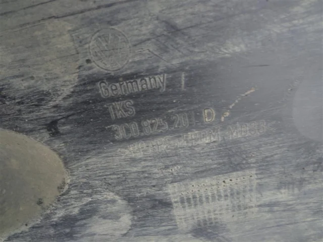 Защита днища для Volkswagen Passat Variant (B6, Typ 3C) 2004-2010 на фотографиях