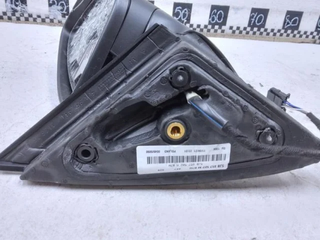 Зеркало боковое правое для Skoda Rapid I rest NH3 2017-2020 на фотографиях