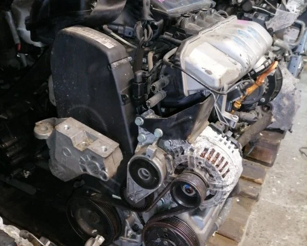 Продажа двигателя AZM