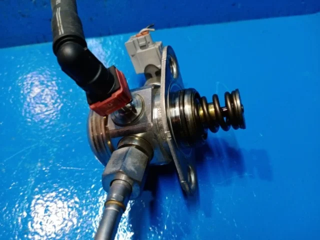 Двигатель без навесного для Nissan Serena C26 2010-2016 на фотографиях