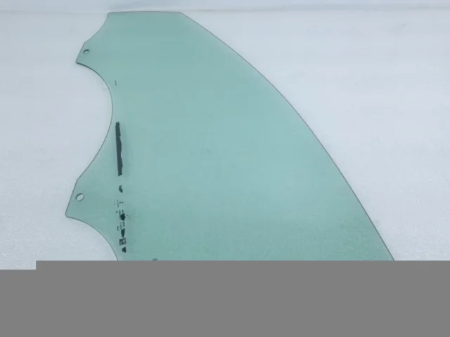 Стекла и зеркала для Audi A8 D4 2009-2017 на фотографиях