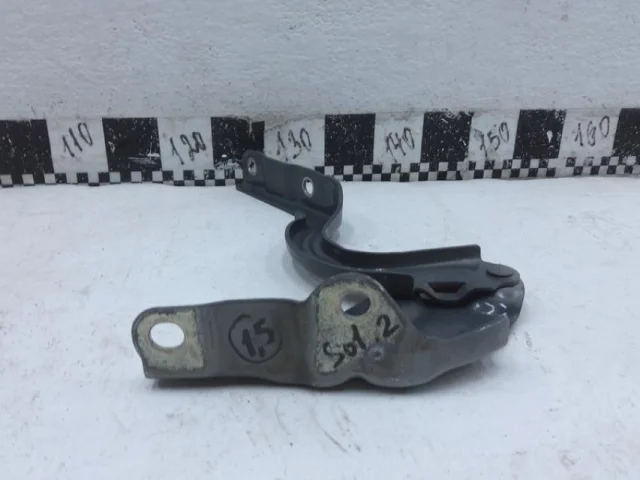 Петля капота левая для Hyundai Solaris 2 (2017-2022) на фотографиях