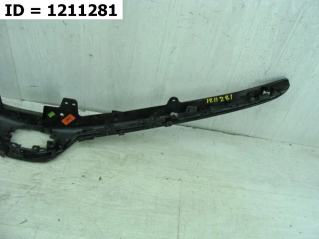 Решетка радиатора для Toyota Corolla E210 Седан (RU) 2019+ на фотографиях