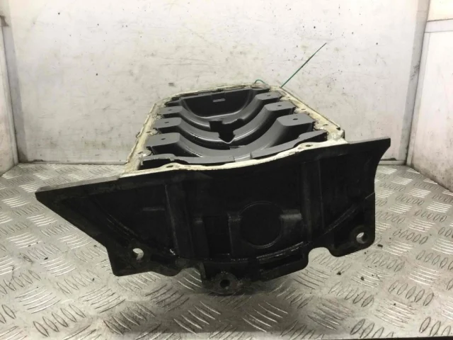 Поддон картера для Opel Zafira B 2005-2015 на фотографиях