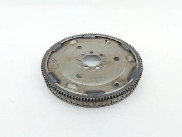 Маховик для Nissan Almera G15 2012-2019 на фотографиях