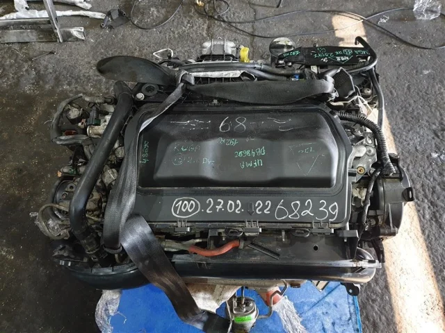 Двигатель без навесного для Ford Kuga CBS 2013-2016 на фотографиях