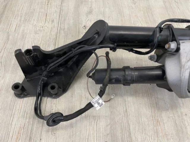 Фаркоп для Volkswagen Touareg III (CR) 2018+ на фотографиях