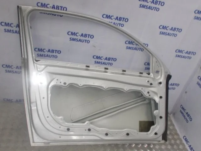 Дверь передняя левая для Volvo C30 MK 2006-2013 на фотографиях