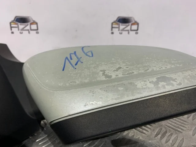 Зеркала для Volvo C30 MK 2006-2013 на фотографиях