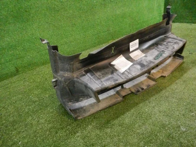 Воздуховод радиатора левый для BMW 3er F30 2011-2019 на фотографиях