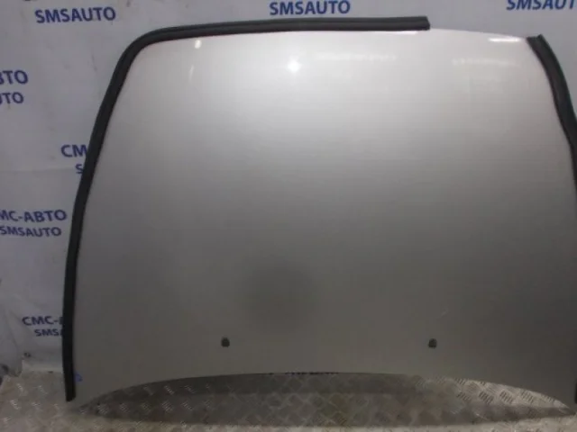 Капот для Volvo C30 MK 2006-2013 на фотографиях