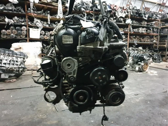 Двигатель без навесного для Ford Kuga CBS rest 2016-2019 на фотографиях