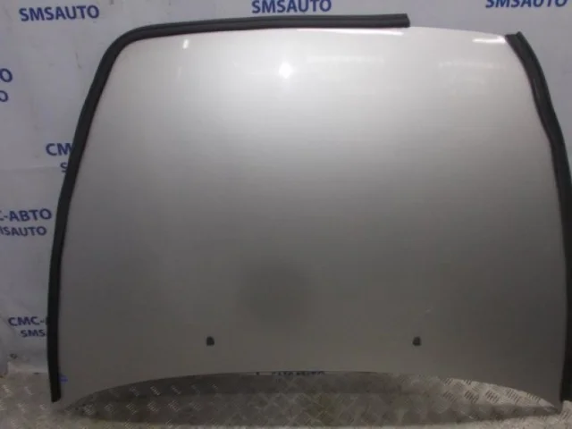 Капот для Volvo C30 MK 2006-2013 на фотографиях