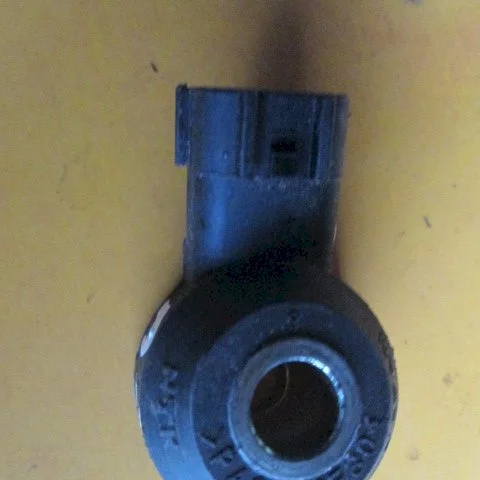 Датчик детонации для Nissan Primera WP11 Универсал 1996-2001 на фотографиях