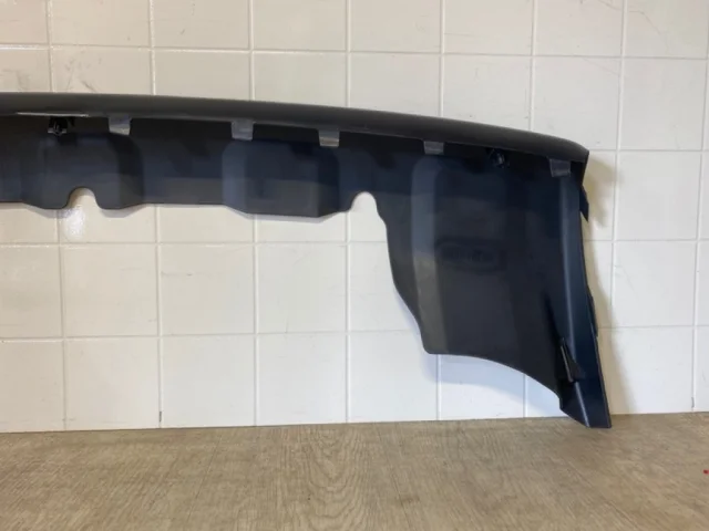 Спойлер переднего бампера для Mitsubishi Pajero Sport KH0 2008-2013 на фотографиях