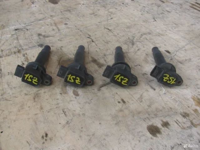 Катушка зажигания для Toyota Corolla E120 Седан (JDM) 2000-2006 на фотографиях