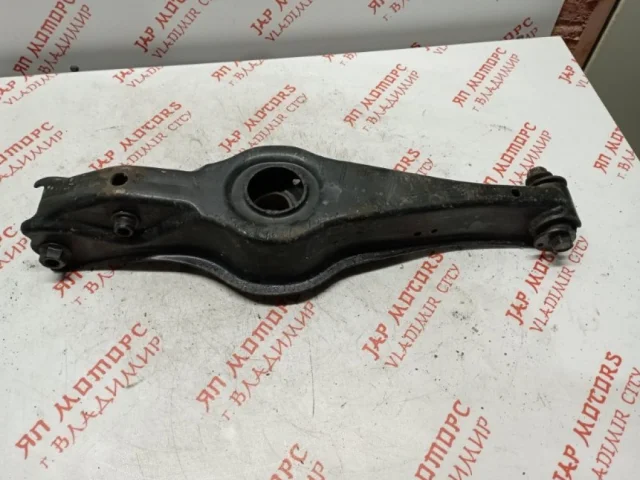 Рычаг задний левый нижний для Suzuki Grand Vitara 2005-2014 на фотографиях