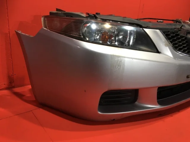 Решетка радиатора для Honda Accord 7 2002-2008 на фотографиях