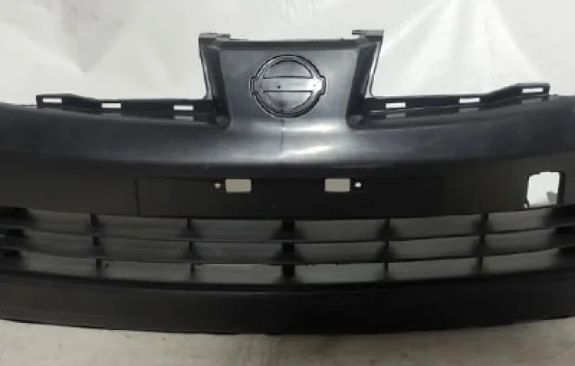 Бампер для Nissan Tiida SC11 Седан 2007-2014 на фотографиях