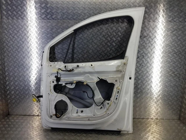 Двери для Citroen Berlingo 2 B9 фургон 2008-2016 на фотографиях