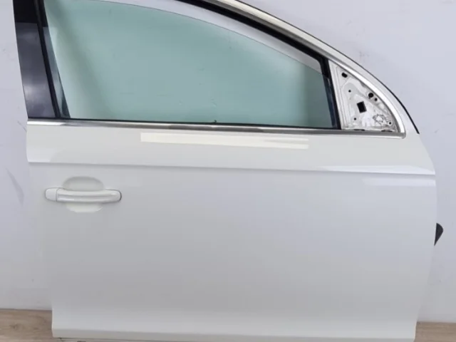 Дверь передняя правая для Audi Q7 4L 2005-2015 на фотографиях