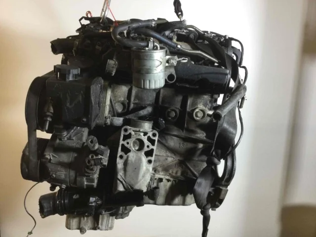 Двигатель без навесного для Mercedes-Benz Vito W639 Vito Микроавтобус 2003-2013 на фотографиях