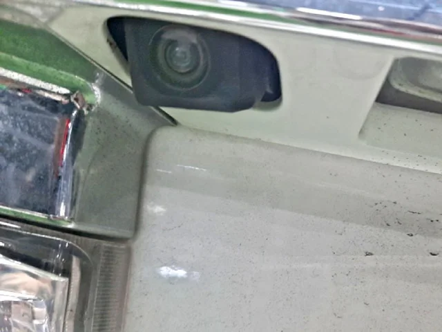 Двери для Toyota Alphard H10 2002-2008 на фотографиях