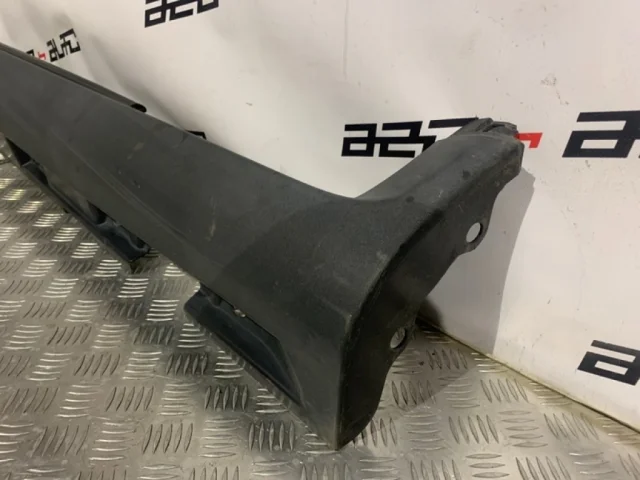 Накладка порога левая для Volvo C30 MK 2006-2013 на фотографиях