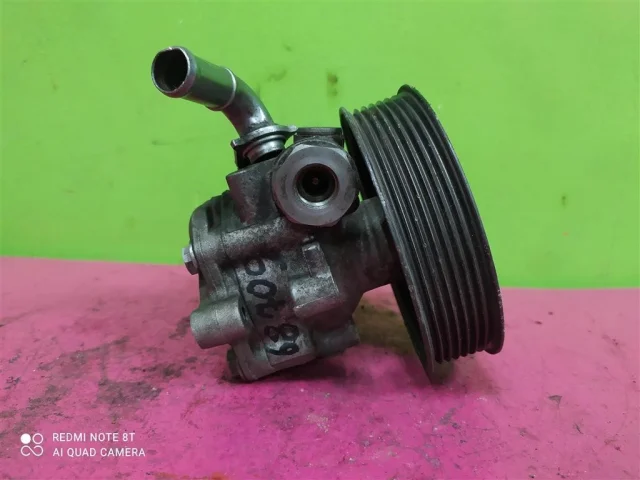 Насос ГУР для Volkswagen Touareg I (7L) 2002-2010 на фотографиях
