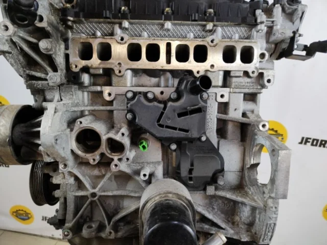 Двигатель без навесного для Ford Kuga CBS rest 2016-2019 на фотографиях