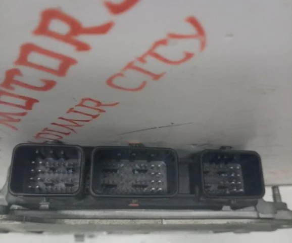 Блок управления двигателем для Nissan X-Trail T31 RU 2007-2014 на фотографиях