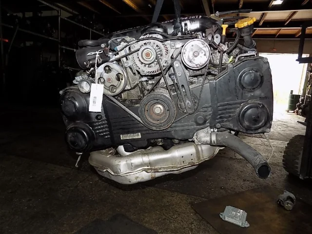 Двигатель для Subaru Legacy Универсал BP/B13 2003-2009 на фотографиях
