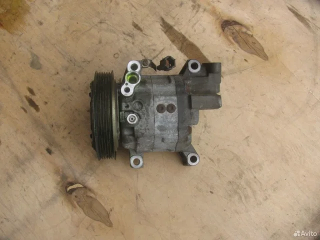 Компрессор кондиционера для Nissan Primera P11 Седан 1996-2001 на фотографиях
