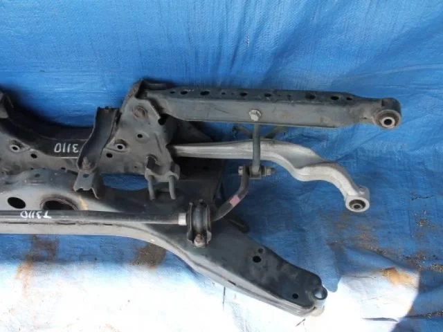 Задняя балка для Nissan X-Trail T31 RU 2007-2014 на фотографиях