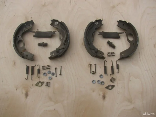 Трос ручника левый для Honda CR-V RD 1995-2001 на фотографиях