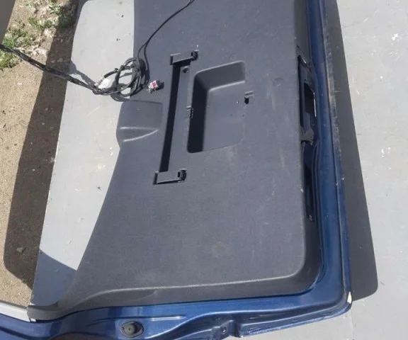 Крышка багажника для Opel Zafira B 2005-2015 на фотографиях